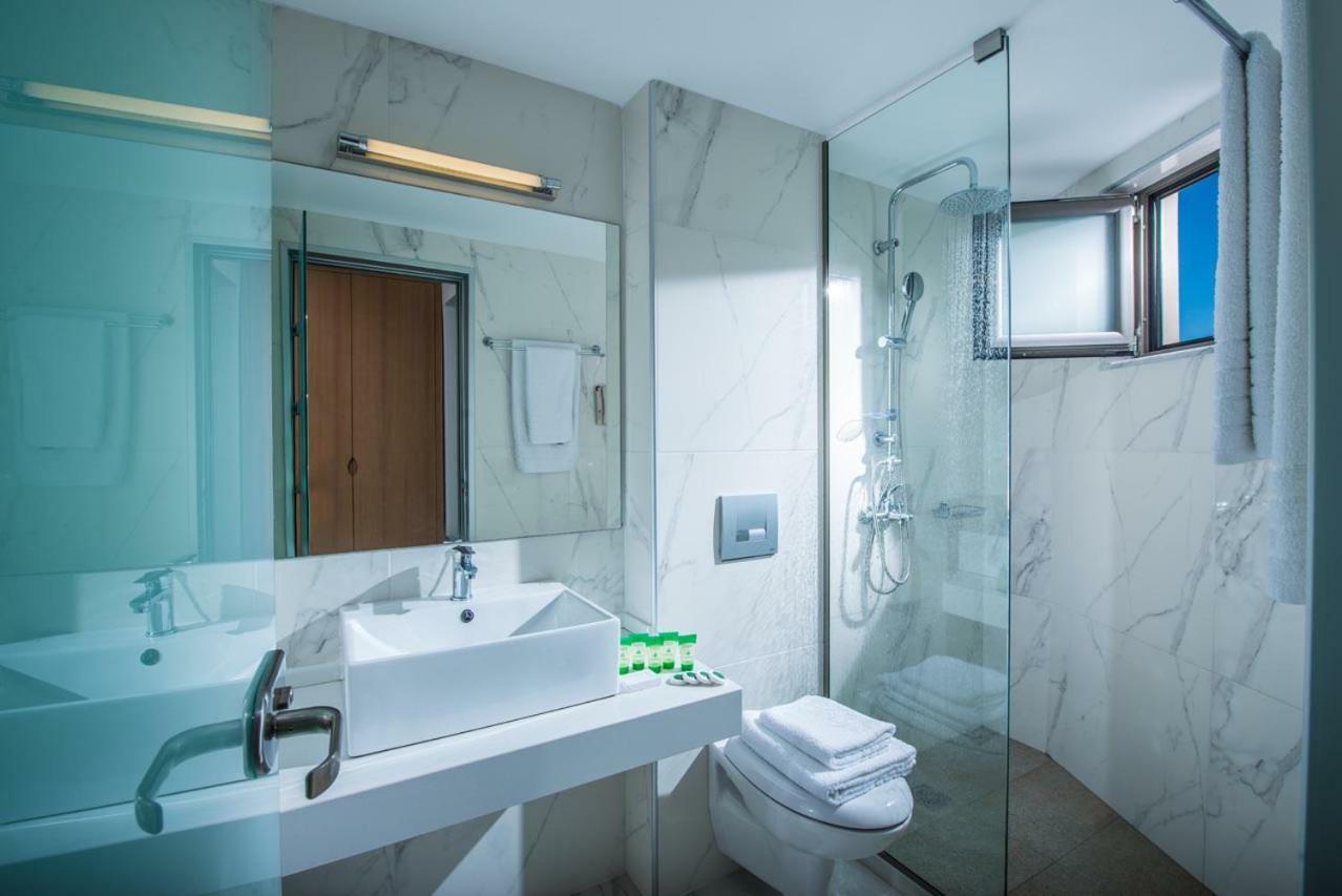 Cretan Beach Resort (Adults Only) Paralia Kourna Exterior photo